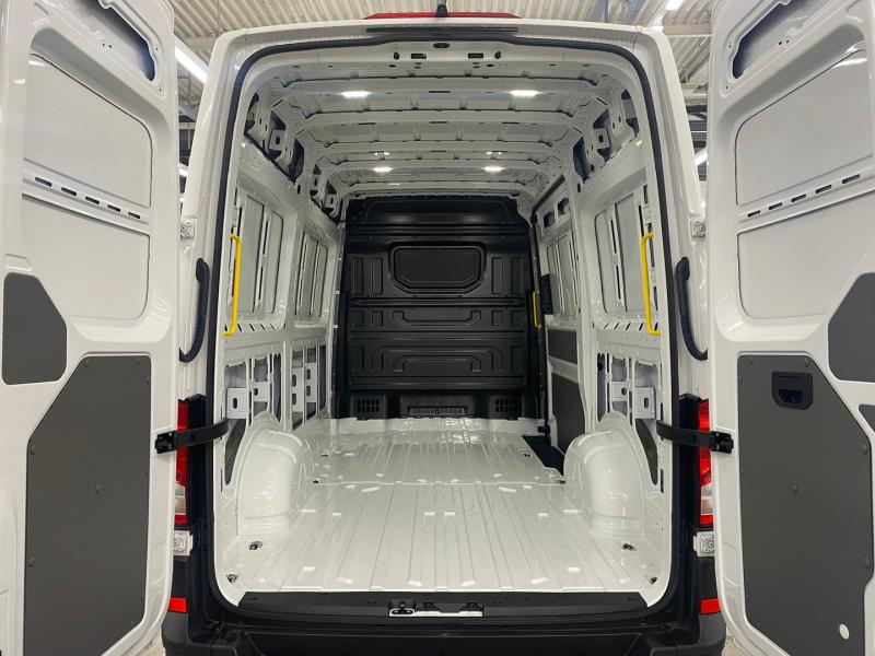 VW Crafter 35 Kastenwagen L3H3 TDI